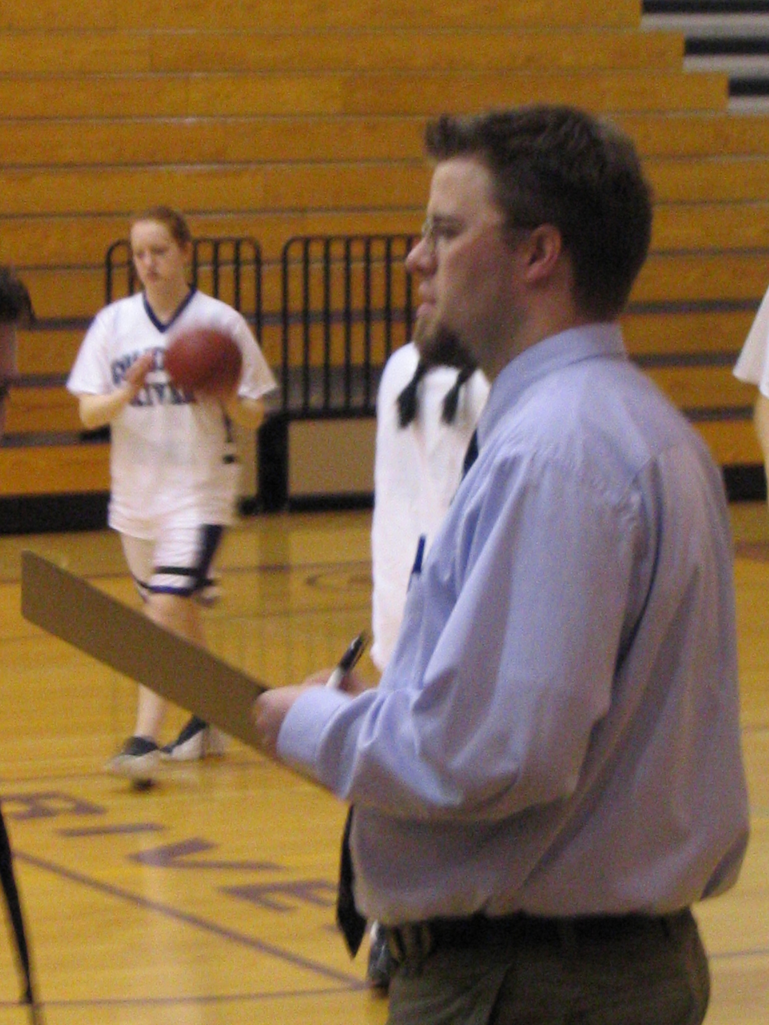 joebasketball.jpg